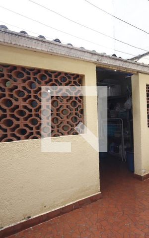 Casa à venda com 120m², 2 quartos e 1 vagaÁrea de Serviço