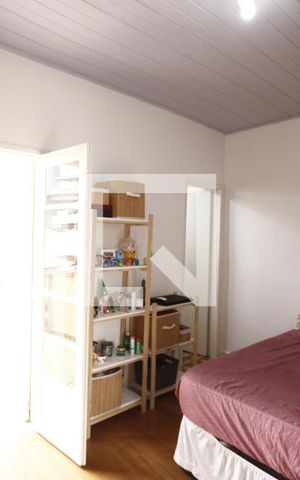 Casa à venda com 120m², 2 quartos e 1 vagaSuíte