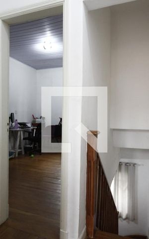 Casa à venda com 120m², 2 quartos e 1 vagaCorredor
