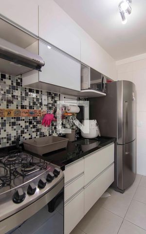 Apartamento à venda com 48m², 2 quartos e 1 vagaCozinha