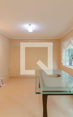 Casa à venda com 437m², 3 quartos e 3 vagas Casa à venda com 437m², 3 quartos e 3 vagasSala