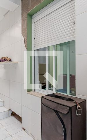 Casa à venda com 437m², 3 quartos e 3 vagas Casa à venda com 437m², 3 quartos e 3 vagasÁrea de Serviço