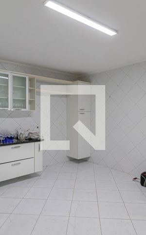 Casa à venda com 437m², 3 quartos e 3 vagas Casa à venda com 437m², 3 quartos e 3 vagasCozinha