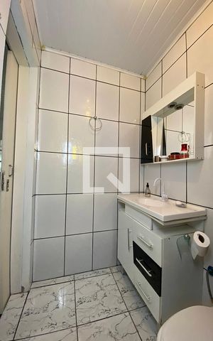 Casa à venda com 120m², 3 quartos e 1 vagaBanheiro