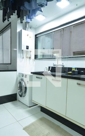 Apartamento à venda com 640m², 7 quartos e 2 vagasDetalhe da area de serviço