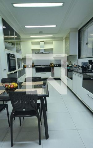 Apartamento à venda com 640m², 7 quartos e 2 vagasCozinha