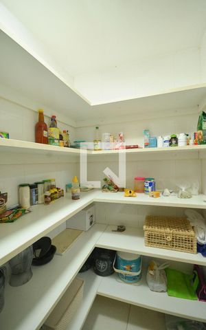 Apartamento à venda com 640m², 7 quartos e 2 vagasDespensa