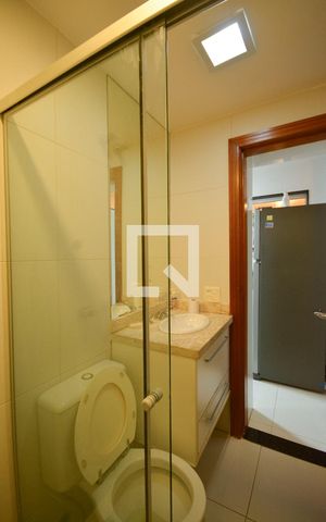 Apartamento à venda com 640m², 7 quartos e 2 vagasBanheiro de Serviço