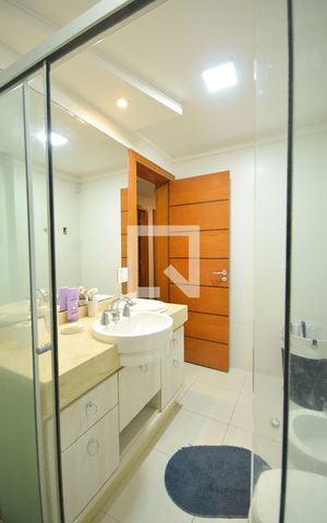 Apartamento à venda com 640m², 7 quartos e 2 vagasBanheiro Social