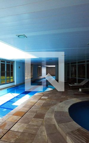 Apartamento à venda com 162m², 2 quartos e 3 vagasPiscina