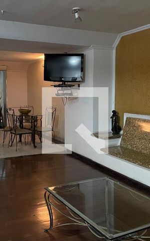 Apartamento à venda com 165m², 3 quartos e 2 vagas Apartamento à venda com 165m², 3 quartos e 2 vagasHall de Entrada do Prédio