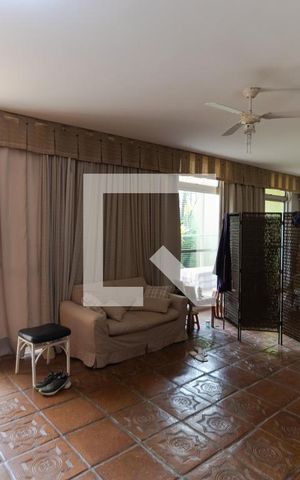 Casa para alugar com 628m², 5 quartos e 7 vagas Casa para alugar com 628m², 5 quartos e 7 vagasQuarto e Sala (Edícula)