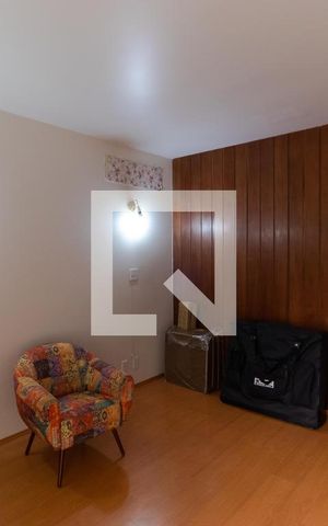 Casa para alugar com 628m², 5 quartos e 7 vagas Casa para alugar com 628m², 5 quartos e 7 vagasSuíte 01