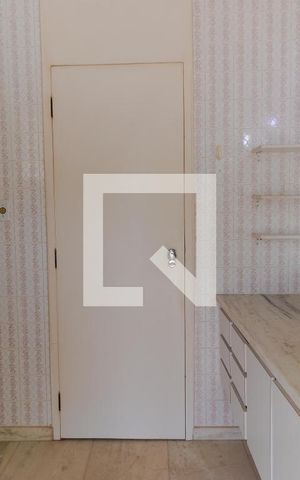 Casa para alugar com 628m², 5 quartos e 7 vagas Casa para alugar com 628m², 5 quartos e 7 vagasBanheiro da Suíte 02