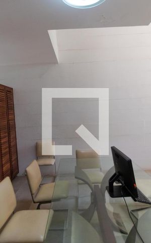 Casa para alugar com 628m², 5 quartos e 7 vagas Casa para alugar com 628m², 5 quartos e 7 vagasSala de Jantar