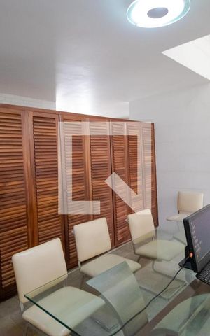 Casa para alugar com 628m², 5 quartos e 7 vagas Casa para alugar com 628m², 5 quartos e 7 vagasSala de Jantar
