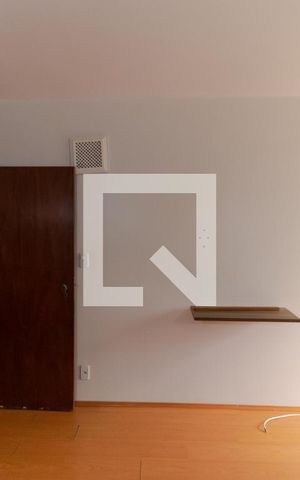 Casa para alugar com 628m², 5 quartos e 7 vagas Casa para alugar com 628m², 5 quartos e 7 vagasSuíte 01