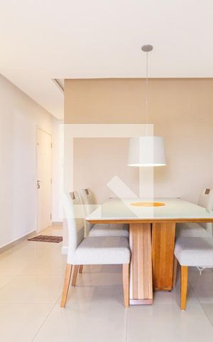 Apartamento à venda com 70m², 2 quartos e 1 vagaSala de Jantar
