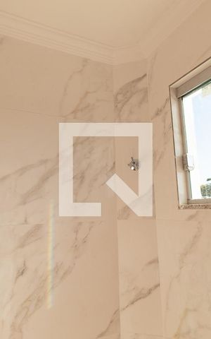 Apartamento para alugar com 150m², 4 quartos e 1 vaga Apartamento para alugar com 150m², 4 quartos e 1 vagaBanheiro Corredor