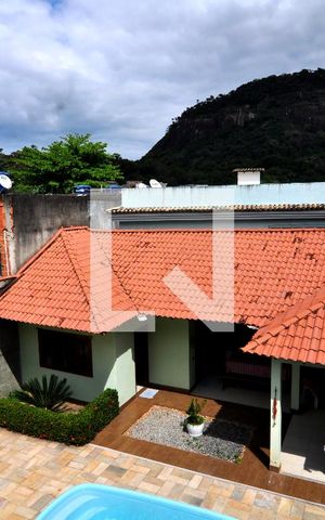 Casa à venda com 269m², 3 quartos e 5 vagasVista