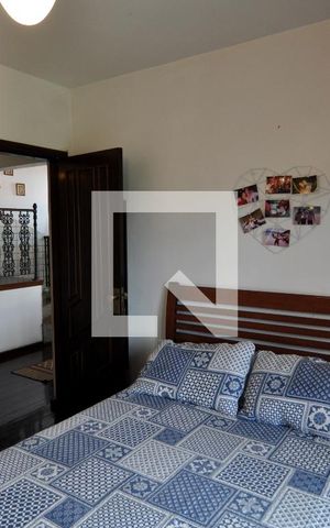 Casa à venda com 269m², 3 quartos e 5 vagasQuarto 1
