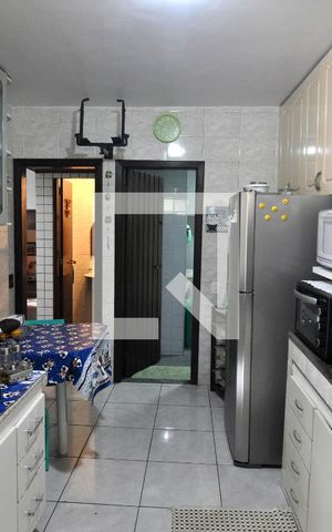 Casa à venda com 269m², 3 quartos e 5 vagasCozinha - Armários