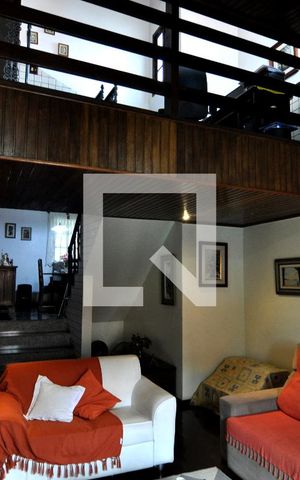 Casa à venda com 269m², 3 quartos e 5 vagasSala