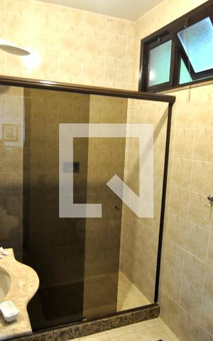 Casa à venda com 269m², 3 quartos e 5 vagasBanheiro da Suite