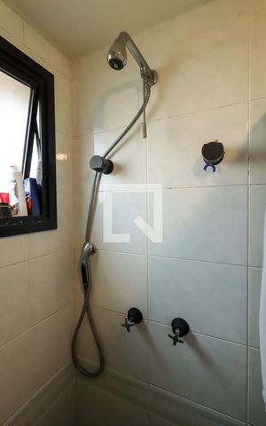 Apartamento para alugar com 180m², 3 quartos e 3 vagas Apartamento para alugar com 180m², 3 quartos e 3 vagasBanheiro da Suíte 2