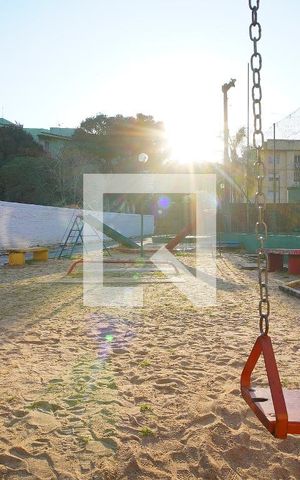 Apartamento à venda com 60m², 2 quartos e sem vagaÁrea Comum - Playground