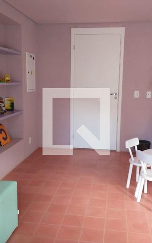 Apartamento à venda com 36m², 2 quartos e sem vaga Apartamento à venda com 36m², 2 quartos e sem vagaÁrea comum - Infantil