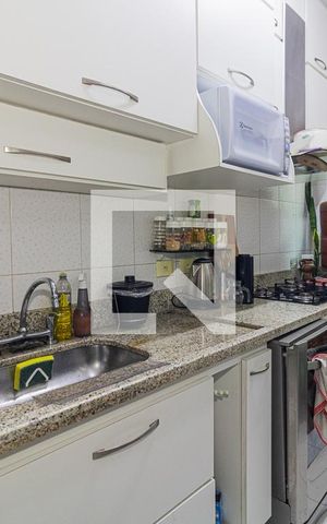 Casa à venda com 185m², 3 quartos e 2 vagas Casa à venda com 185m², 3 quartos e 2 vagasCozinha
