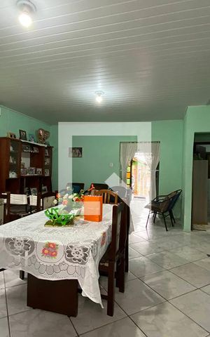 Casa à venda com 119m², 3 quartos e 2 vagasCozinha