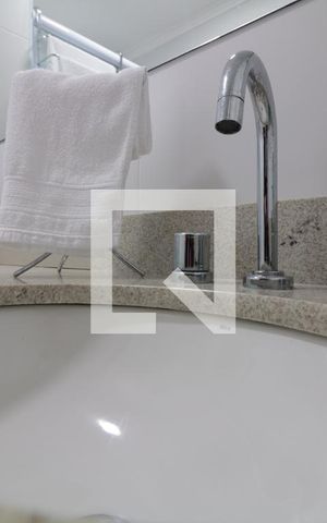 Apartamento à venda com 59m², 2 quartos e 1 vagaBanheiro da Suíte -pia