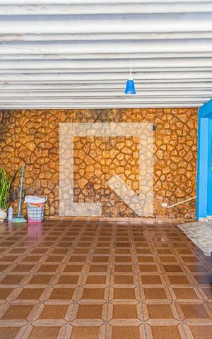Casa à venda com 153m², 4 quartos e 3 vagasGaragem