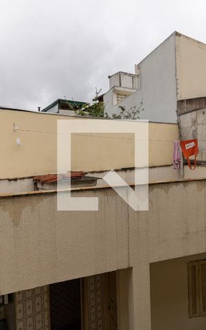 Casa à venda com 202m², 3 quartos e 4 vagas Casa à venda com 202m², 3 quartos e 4 vagasVista do Quarto 3