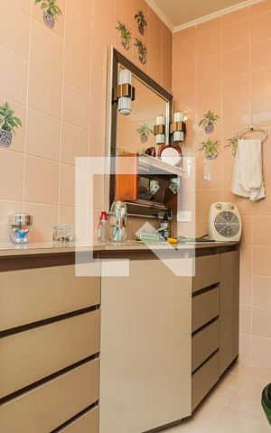 Casa para alugar com 280m², 4 quartos e 6 vagasBanheiro da Suíte