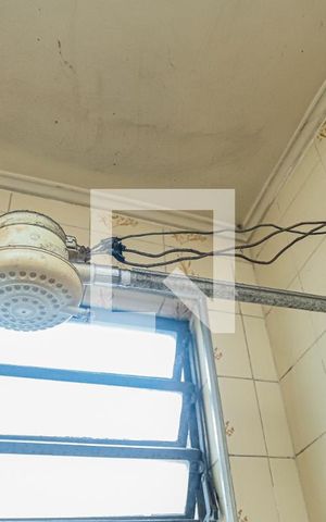 Casa para alugar com 280m², 4 quartos e 6 vagasBanheiro de Serviço