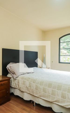 Casa para alugar com 280m², 4 quartos e 6 vagasQuarto 4 - Suíte