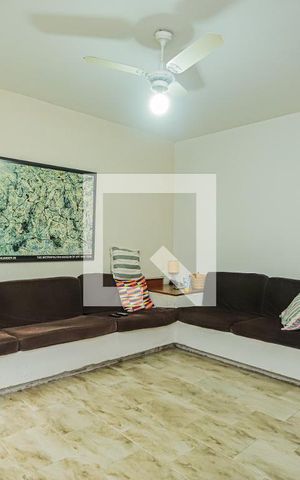 Casa para alugar com 280m², 4 quartos e 6 vagasSala 2