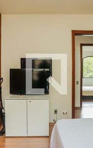 Casa para alugar com 280m², 4 quartos e 6 vagasQuarto 2