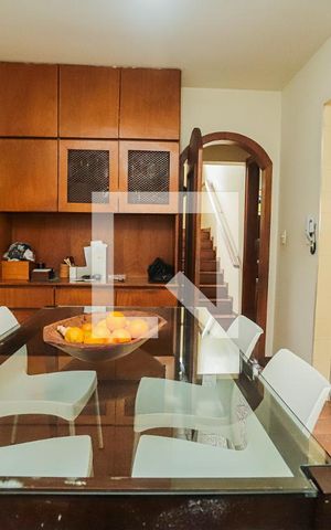 Casa para alugar com 280m², 4 quartos e 6 vagasSala 3