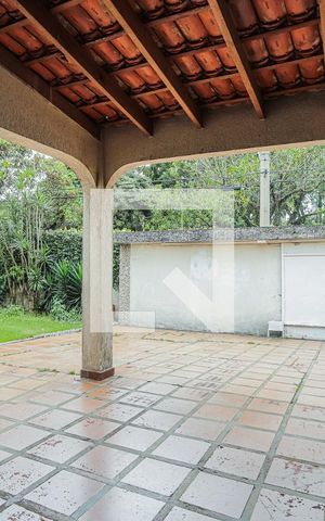 Casa para alugar com 280m², 4 quartos e 6 vagasGaragem