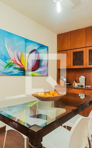 Casa para alugar com 280m², 4 quartos e 6 vagasSala 3