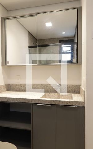 Apartamento à venda com 76m², 3 quartos e 2 vagasBanheiro da Suíte