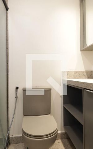 Apartamento à venda com 76m², 3 quartos e 2 vagasBanheiro da Suíte