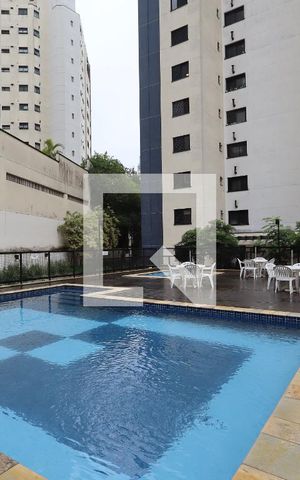 Apartamento à venda com 76m², 3 quartos e 2 vagasÁrea comum - Piscina