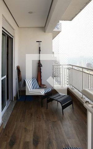 Apartamento à venda com 172m², 3 quartos e 3 vagas Apartamento à venda com 172m², 3 quartos e 3 vagasVaranda do Quarto 1