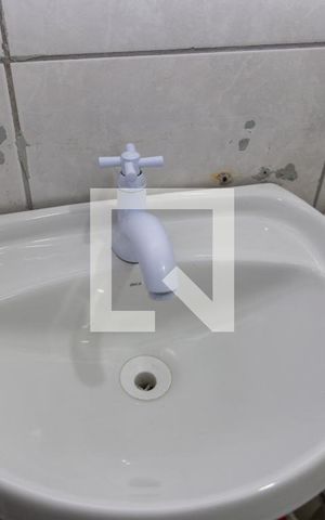 Casa à venda com 200m², 4 quartos e 1 vagaDetalhe banheiro