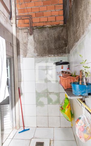 Casa à venda com 200m², 4 quartos e 1 vagaÁrea de Serviço